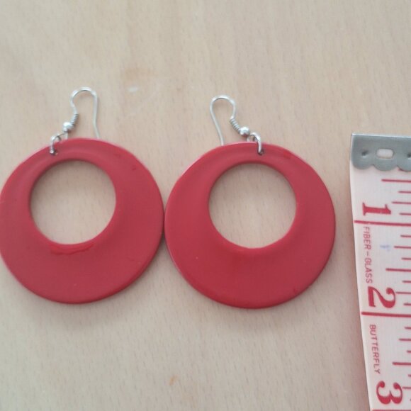 RED LARGE HOOP EARINGS - Picture 1 of 4